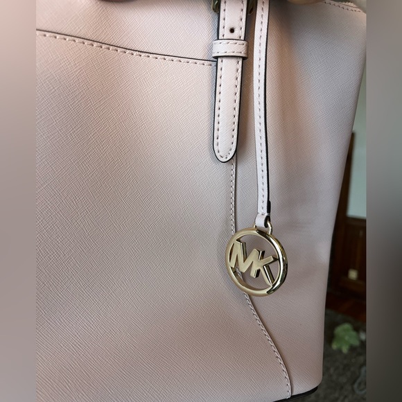 Michael Kors Jet Set Tote Powder Pink Leather - Picture 3 of 9
